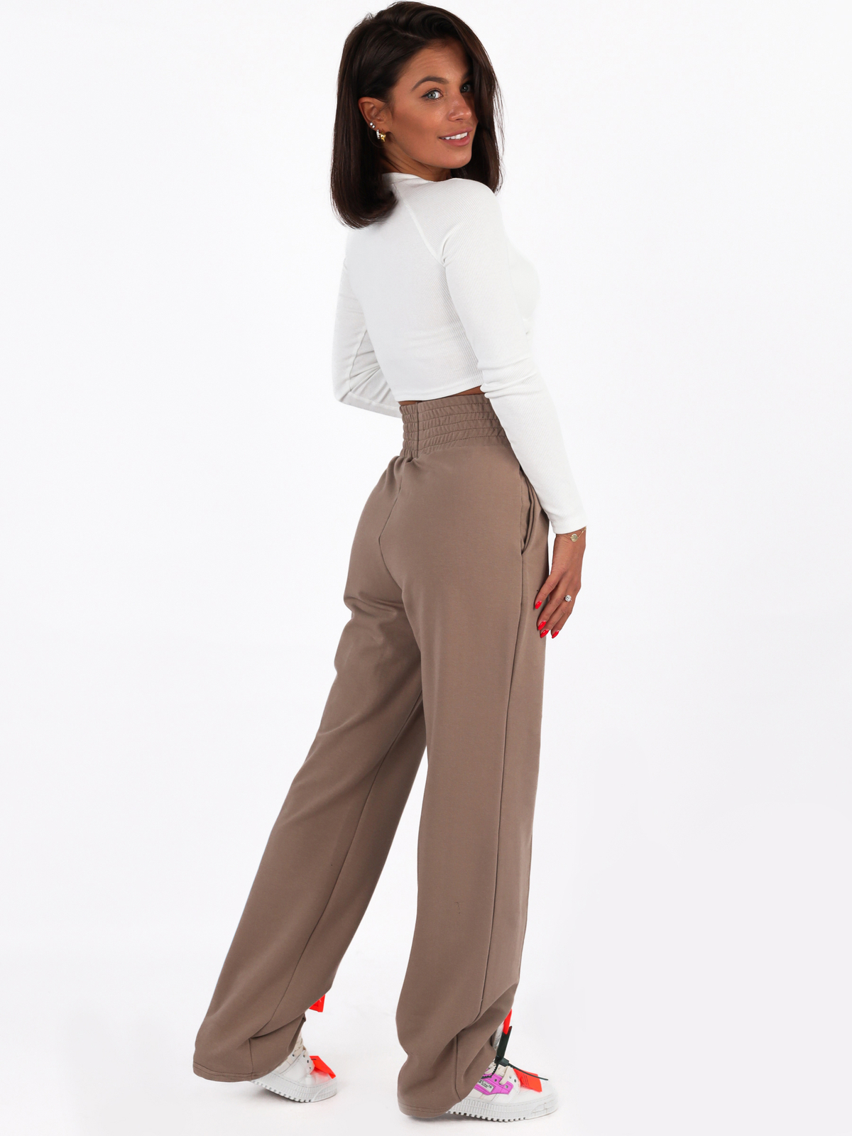 Sweatpants With Wide Legs And High Waist | cappuccino C101