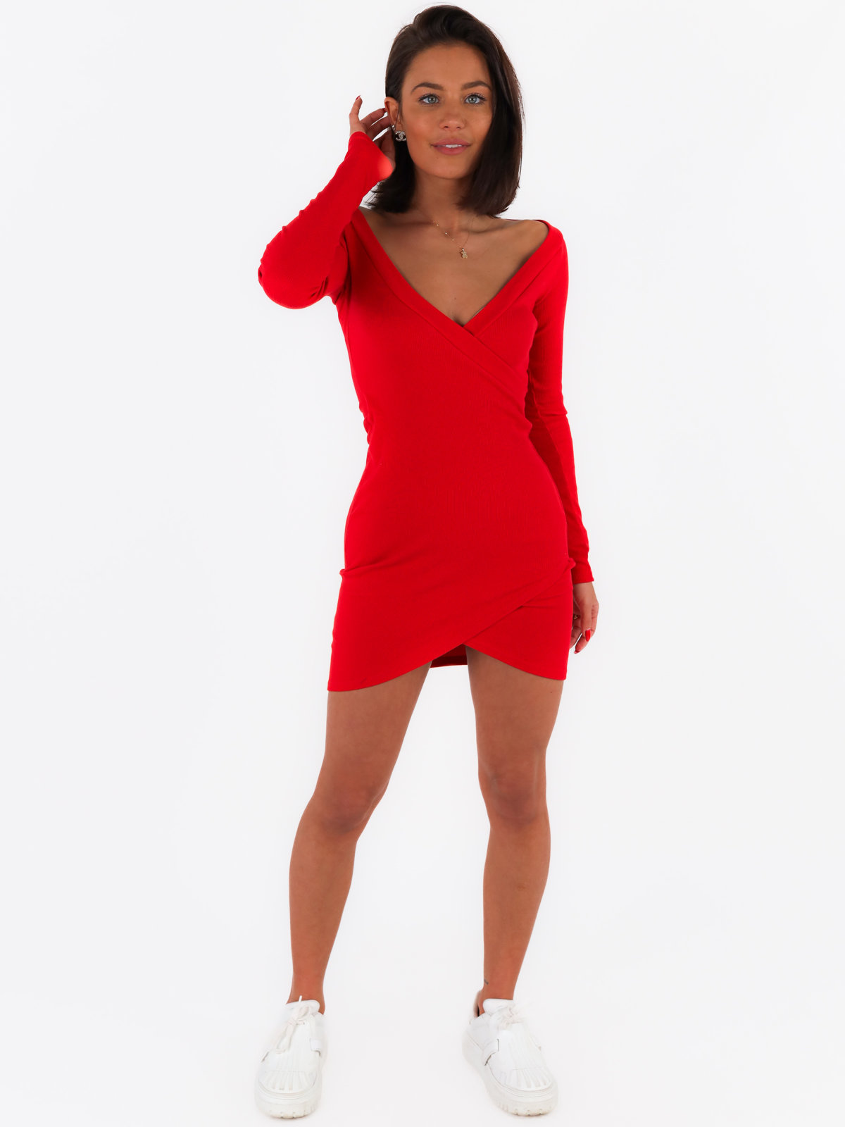 Asymetryczna sukienka z prążka kopertowy krój czerwona c173 k01
